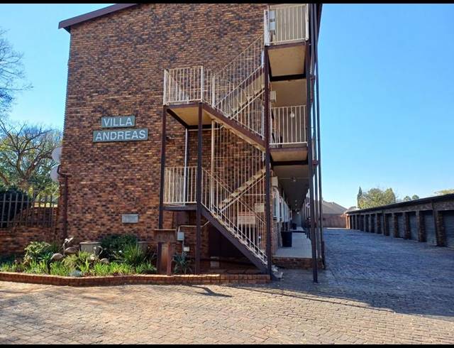 3 BEDROOM APARTMENT FOR SALE IN LILIANTON